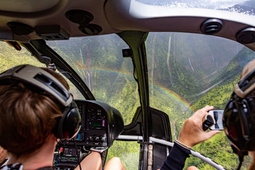 Hubschrauberflug Waimea Canyon, Kauai, Hawaii - obrazy, fototapety, plakaty
