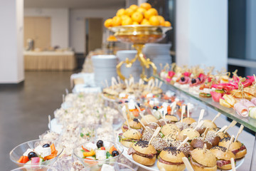 Catering and guest meals during the event. Quick mini snacks in a special beautiful dish.