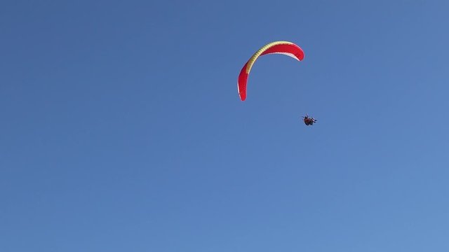 Paragliding