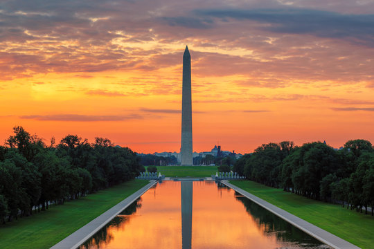 Washington Monument At Sunrise In Washington DC