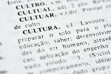 Fototapeta premium A palavra Cutura impressa num dicionário