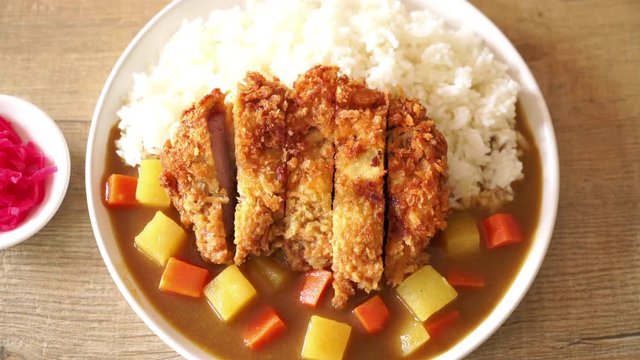 Crispy fried pork cutlet with curry and rice