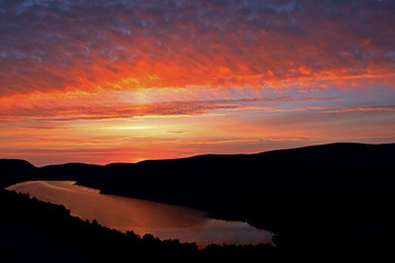 Sunrise landscape, Lake of the Clouds, Porcupine Mountains Wilderness State Park, Michigan's Upper Peninsula, USA