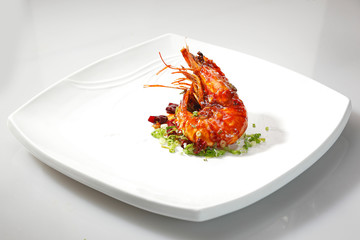 Spicy fried shrimp with barbecue sauce