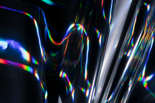 Reflection of light on holographic foils