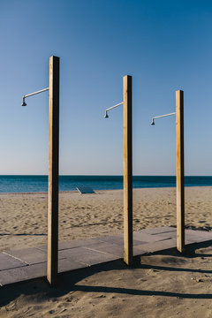 Beach showers