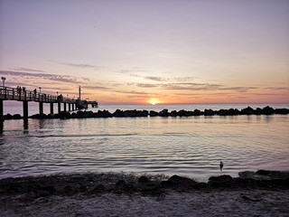 old pier at sunset Sonnenuntergang