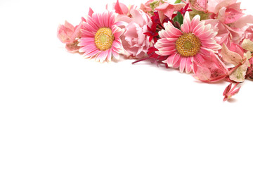 ガーベラ、ペンタスとカーネーションの花束