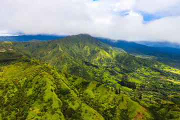 Fototapeta na wymiar Kauai mountain from above