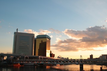 Obraz premium 東京隅田川の夕暮れ