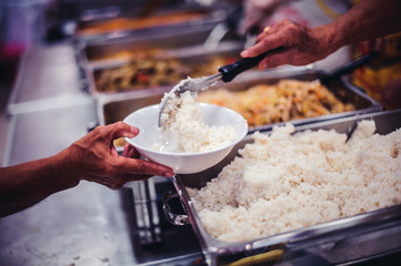 The concept of food aid : food donation in society