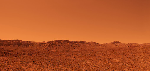 Wüstenmarsberge mit einer auffälligen roten Farbe