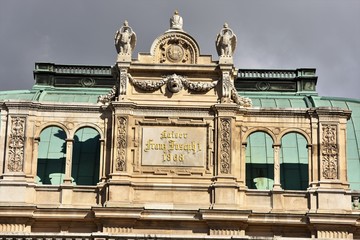 Vienna opera house facade