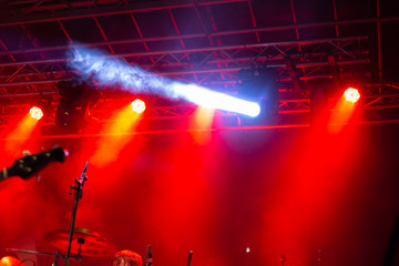 Fototapeta na wymiar band on stage light show