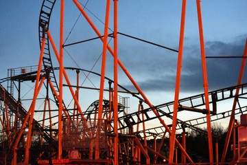 Roller coaster construction
