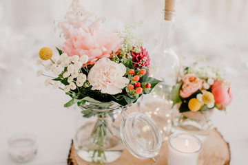 Centre de table fleuri