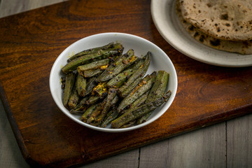 Indian masala fried bhindi or Okra or Ladyfinger with Chapati