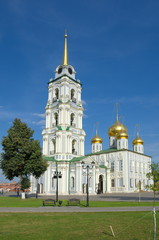 Fototapeta na wymiar Tula, Russia - September 12, 2019: Assumption Cathedral in the Tula Kremlin in autumn Sunny day