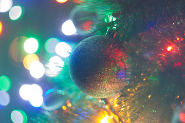 ball on christmas tree