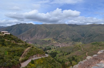 Fototapeta premium 南米、ペルーの山風景