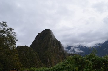 Fototapeta premium 南米 遺跡 山 風景