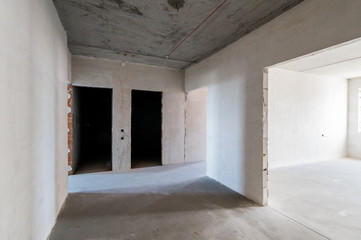 Russia, Omsk- August 05, 2019: interior room apartment. rough repair for self-finishing. interior decoration, bare walls of the room, stage of construction