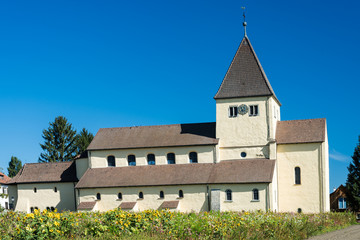 Kirche St. Georg auf der Insel Reichenau im Bodensee