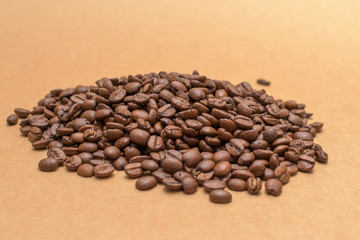 Obraz na płótnie Canvas Roasted coffee beans background