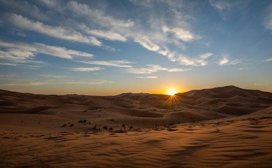 Fototapeta na wymiar Sunset over Sahara