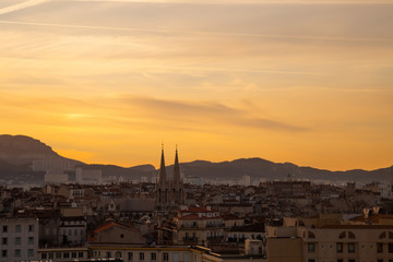 Fototapeta na wymiar Marseille city view at sunrise