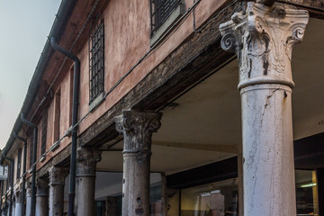 A walk in the old center of Ferrara