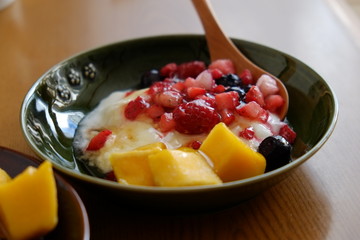朝食