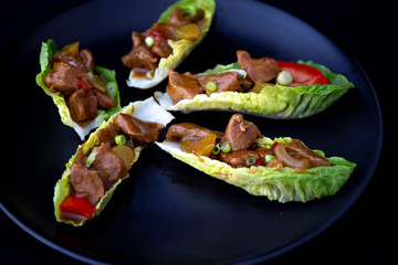mongolian lamb with lettuce Wrap