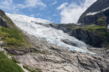Fototapeta na wymiar Boyabreen Gletscher im Jostedalsbreen Nationalpark, Norwegen