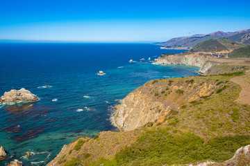 Fototapeta na wymiar Big Sur is a sparsely populated region of the central California