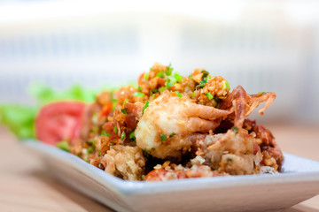 Deep Fried Soft Shell Crab with Garlic and Pepper (Thai language calls this menu: Pu Nim Tod Kra Tium Pik Thai)
