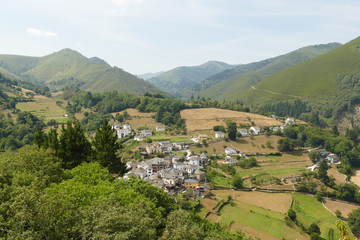 Fototapeta na wymiar Paisaje de Asturias España