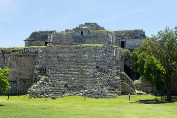 Fototapeta na wymiar Tulum ruins, Mayan Riviera Quintana Roo - image