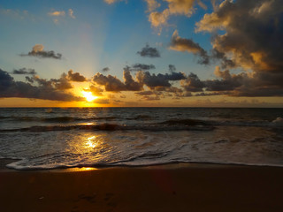 Naklejka na ściany i meble Beautifull sunrise at brazilian beach.