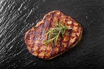 grilled steak on black slate © Bernd Jürgens