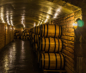 barris de fabricação de vinhos e armazenagem 