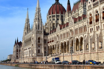 hungarian parliament budapest