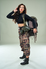 Naklejka premium Beautiful military girl