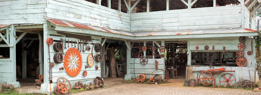 cart factory in Costa Rica