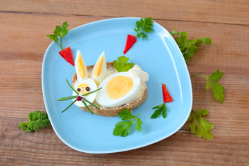 Butterbrot mit Ei-Hase