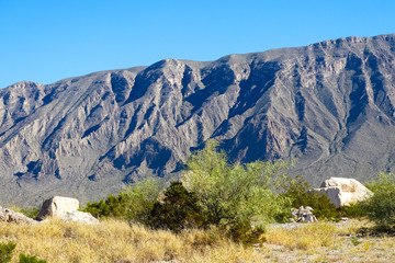 La montaña llena de marmol