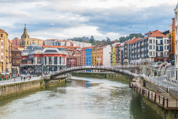 Obraz premium views of bilbao old town at night, Spain
