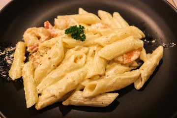 penne cheese pasta