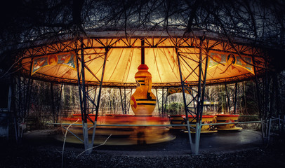 Verlassenes Karussell