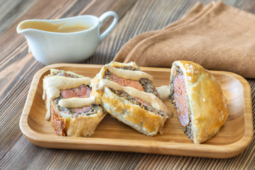 Portion of beef Wellington